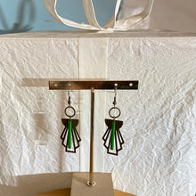 Charger l'image dans la galerie, Boucles d'oreilles Andréa éventail rétro vert brésil