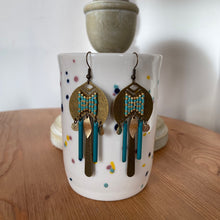 Charger l'image dans la galerie, Boucles d'oreilles Gaïa - Tissage perles miyuki délica or et turquoise 