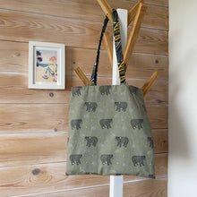 Charger l&#39;image dans la galerie, Tote-bag Ours brun