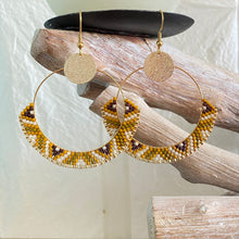 Charger l&#39;image dans la galerie, Boucles d&#39;oreilles Emma créole tissage miyuki moutarde