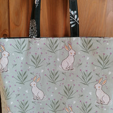 Charger l&#39;image dans la galerie, Tote-bag lapin blanc