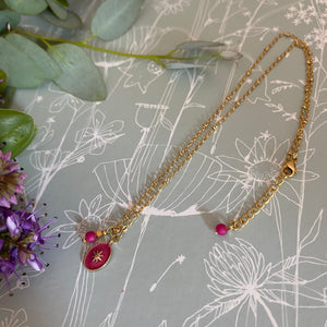 Collier Lya fushia