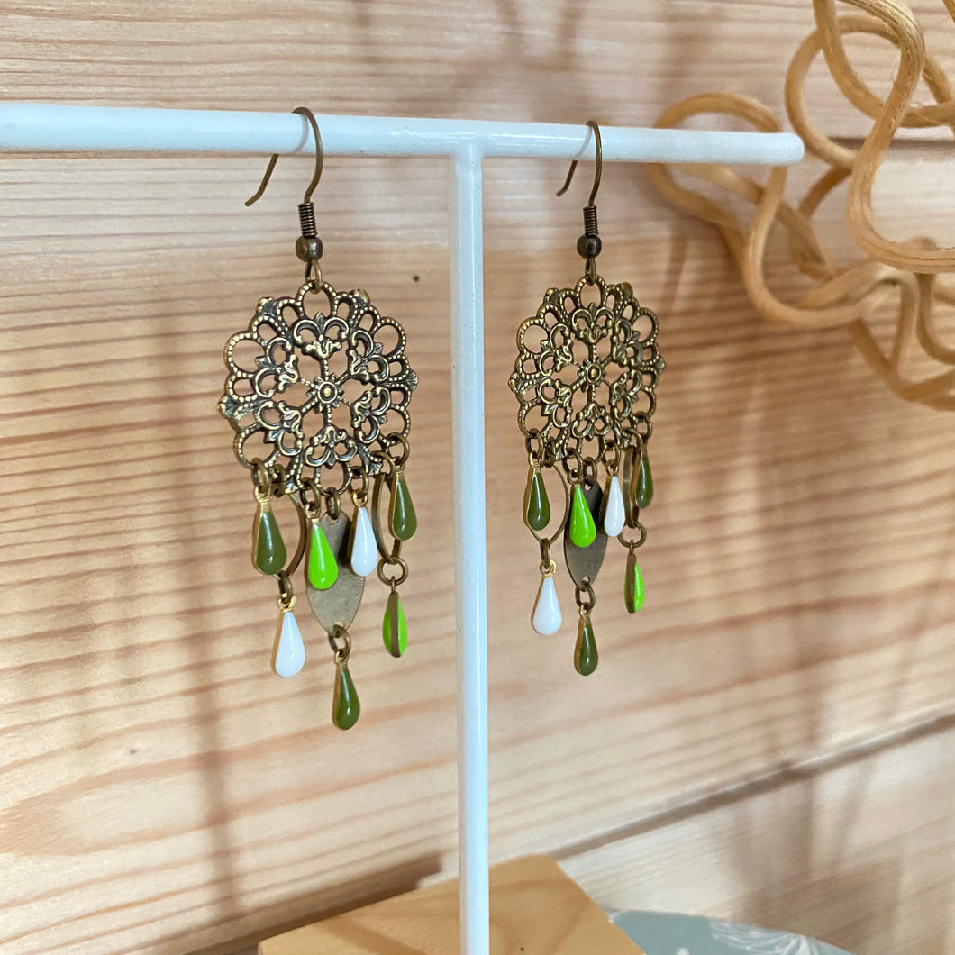 Boucles d'oreilles Elsa hippie chic vert blanc