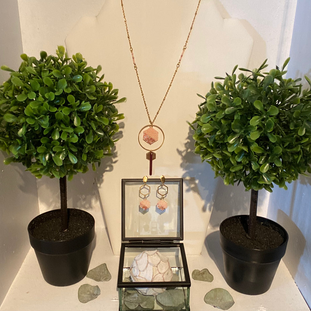 Sautoir Alma tissage Miyuki hexagone rose nude