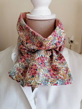 Charger l&#39;image dans la galerie, Foulard Liberty rose - Gin&#39;Hirondelle