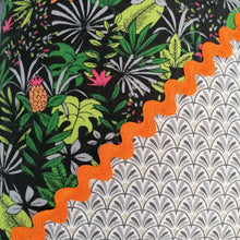 Charger l&#39;image dans la galerie, Coussin oasis carré croquet orange details